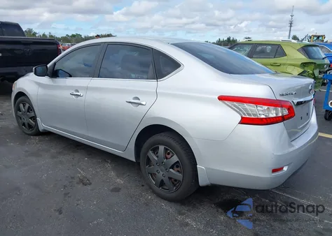 2015 Nissan Sentra S z USA, uszkodzony, nr VIN 3N1AB7AP9FY312600